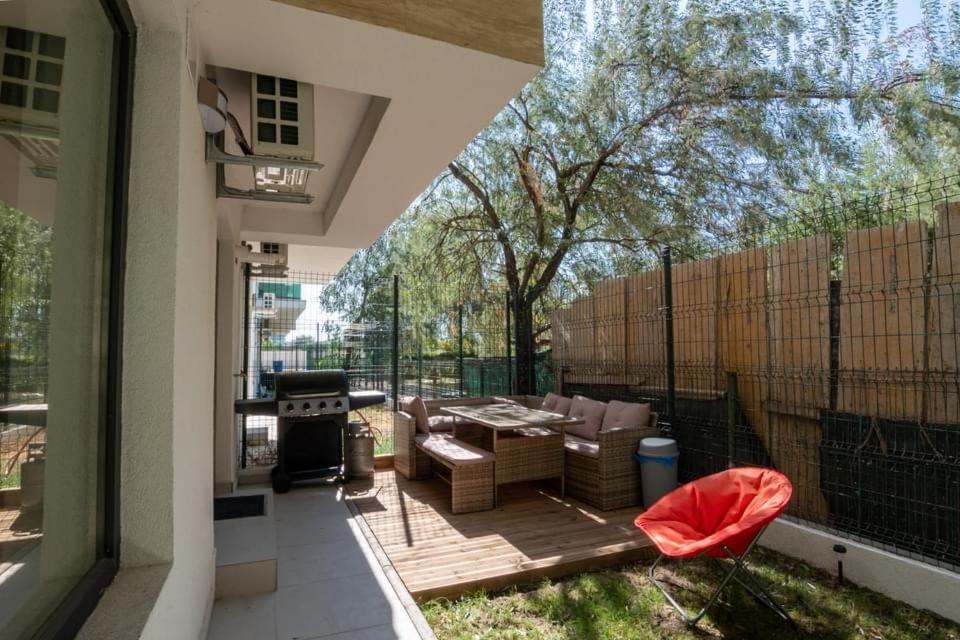 Portami Al Mare - apartament, terasă&curte Năvodari Exterior foto
